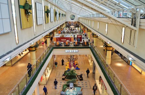 shopping-center-1043750_1280